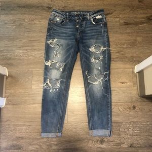 American Eagle Tomgirl Distressed Jeans